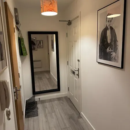Boujee Arty In Centre With Private Parking * Bristol