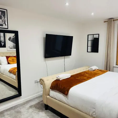 Apartment Boujee Arty In Centre Bristol